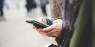 #NotInterested: How ‘Unfollowing’ Leads to Mental Clarity and Healthier Habits