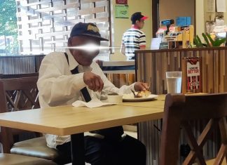 Public Applauds Restaurant Staff’s Kindness Toward Elderly Patron